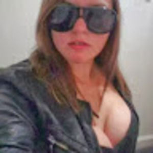 Meet your Posher, Gabrielle e.